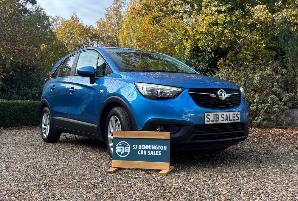 2017 Vauxhall Crossland X SE in Blue