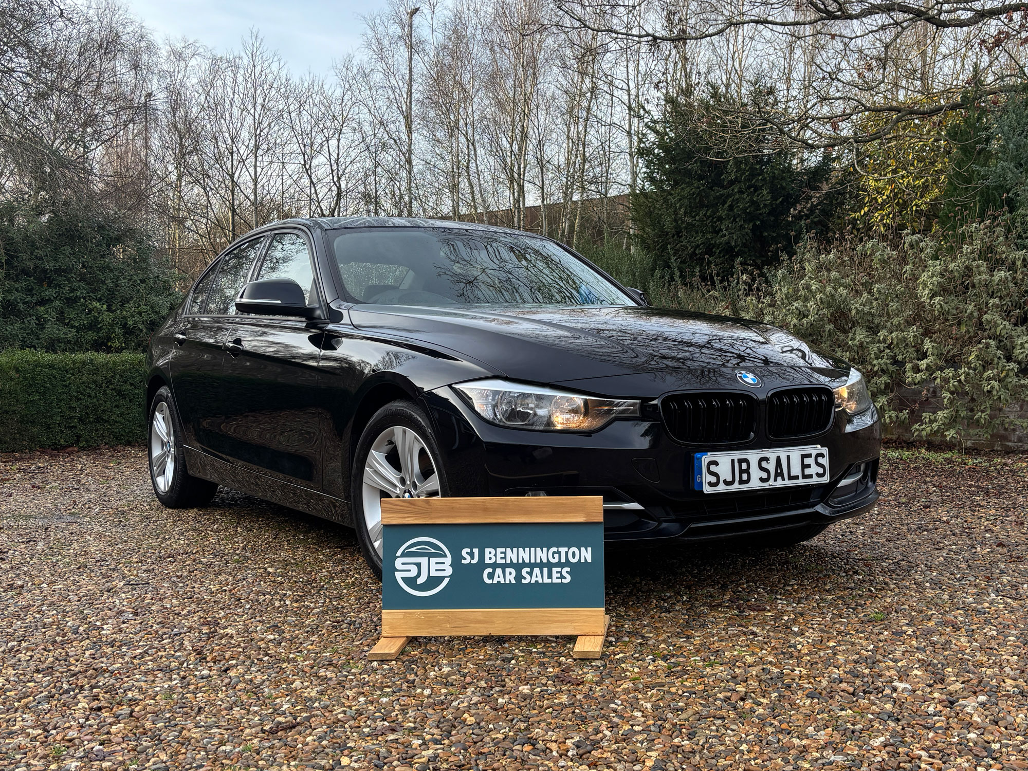 2015 BMW 320D Sport in black with alloy wheels, photographed at SJ Bennington Car Sales Norwich.